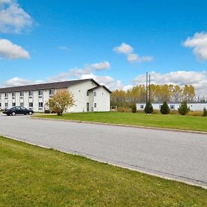 Americas Best Value Inn Sault Ste. Marie