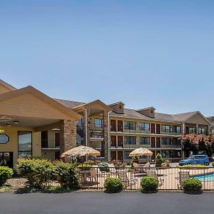 Quality Inn & Suites Sevierville - Pigeon Forge