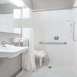 King Room Disability Access