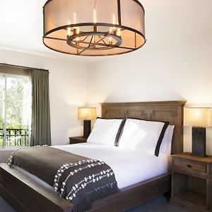 Premium King Room