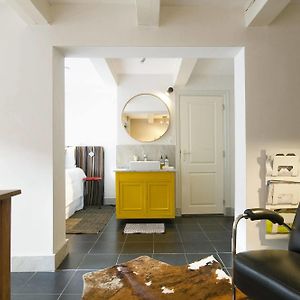 Coho Apartment Suites