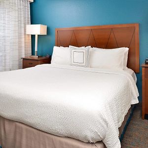 One-Bedroom King Suite