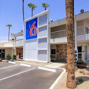 Motel 6 Old Town Scottsdale Fashion Square