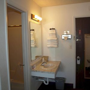 Top Floor Queen Room