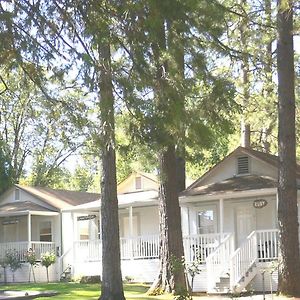 One-Bedroom Cottage