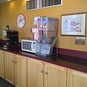 Rodeway Inn & Suites
