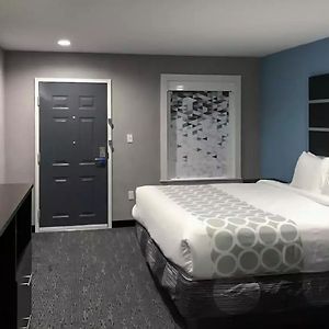 King Room Mobility accessible