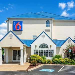 Motel 6 Chattanooga Downtown