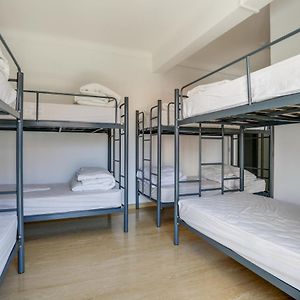 Dormitory Room Mixed