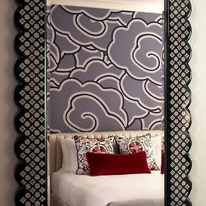 Premium Queen Room