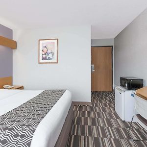 Queen Suite