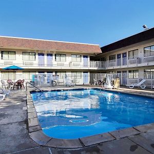 Motel 6-Lubbock, Tx
