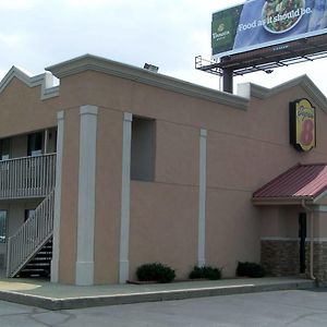 Super 8 By Wyndham Lafayette