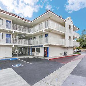 Motel 6-Watsonville, Ca - Monterey Area