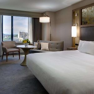 Upper Floors King Room