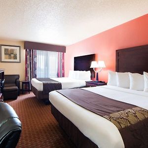 Queen Room Mobility or hearing accessible