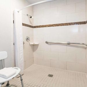 Double Room Mobility or hearing accessible
