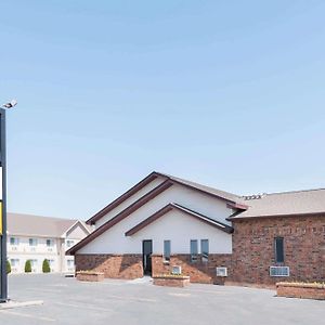 Super 8 By Wyndham Glendive