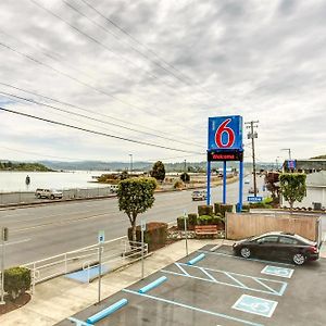 Motel 6-Coos Bay, Or
