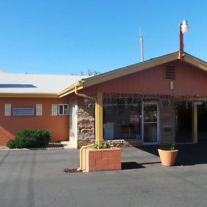 Relax Inn Yreka
