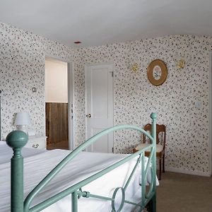 Economy  Lodge