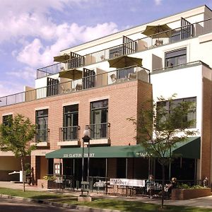 Inn At Cherry Creek