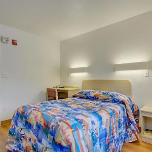 Queen Room Disability Access