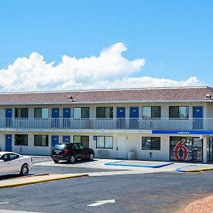 Motel 6-Pueblo, Co - I-25