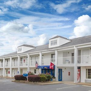 Baymont By Wyndham Tuscaloosa
