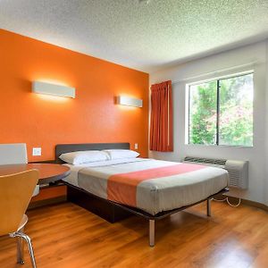 Queen Room Disability Access