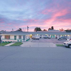 Town House Motel