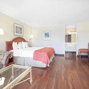King Room Mobility accessible