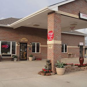 Trails West Motel