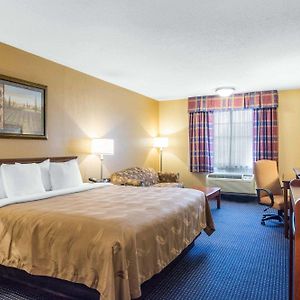 Queen Room