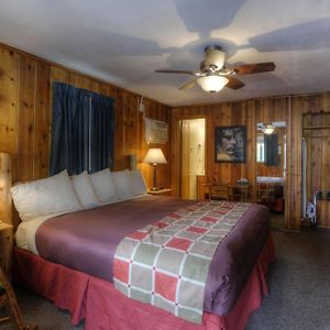 Duplex Cabin