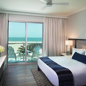 One-Bedroom King Suite