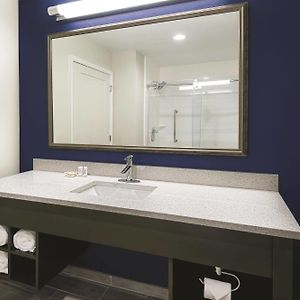 King Room Mobility or hearing accessible