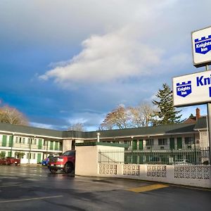 Knights Inn Salem