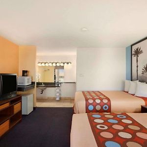 Ground Floor Queen Room