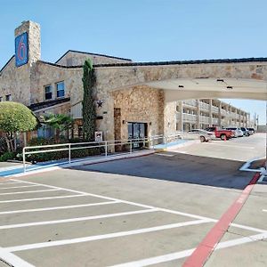 Motel 6-Dallas, Tx - Forest Lane