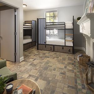 Dormitory Room Mixed
