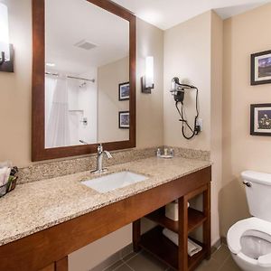 King Suite Mobility or hearing accessible