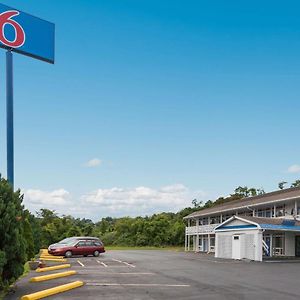 Motel 6-Parkersburg, Wv