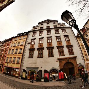 Hostel Homer - Old Town Square