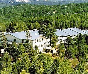 Swiss Chalet Inn