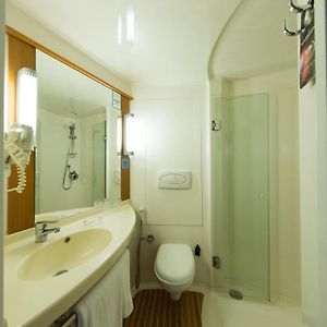 Deluxe Upper Floors King Room