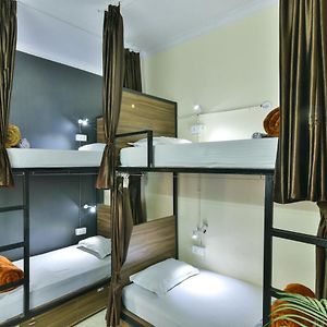 Dormitory Room Mixed