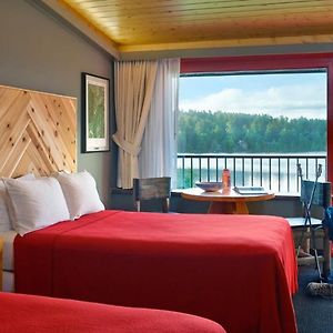 Premier Queen Room