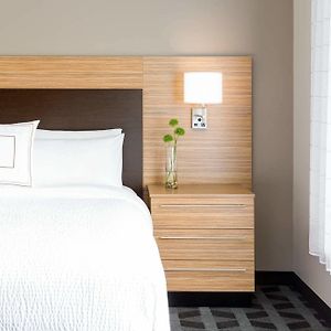 One-Bedroom King Suite