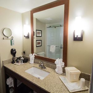Queen Suite Mobility accessible